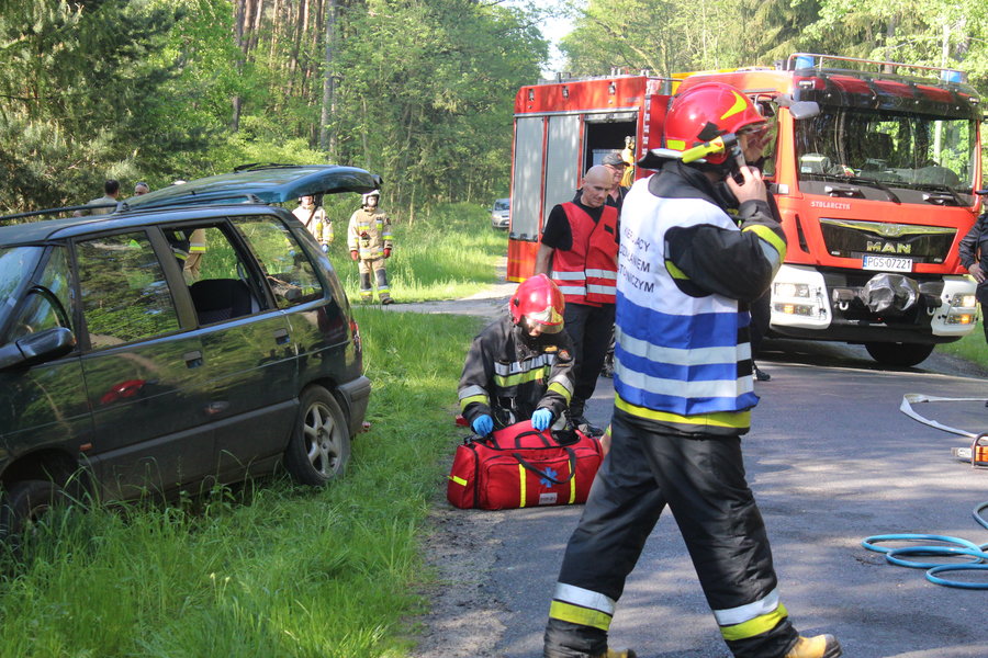 Groźny wypadek i pożar lasu