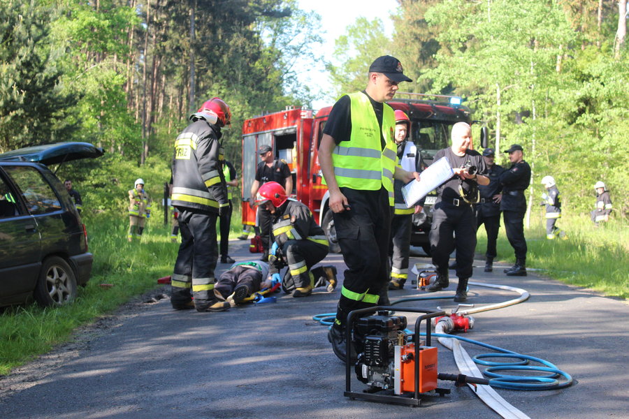 Groźny wypadek i pożar lasu