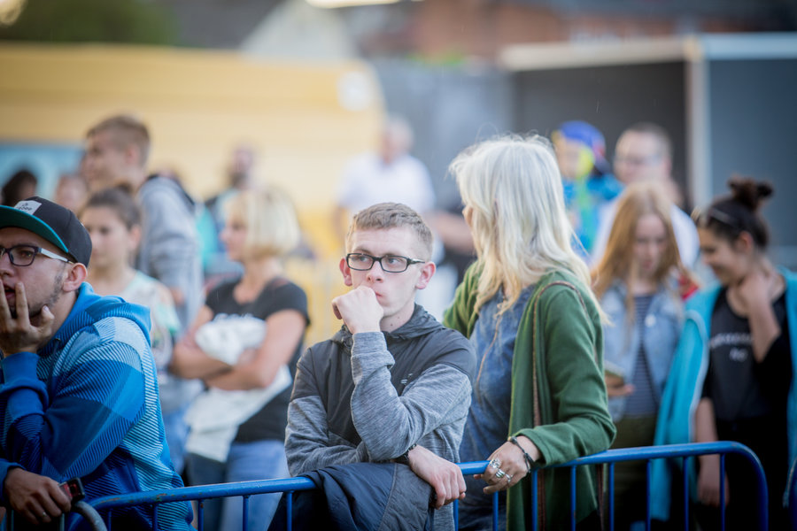 Zaczęli od mocnego uderzenia!