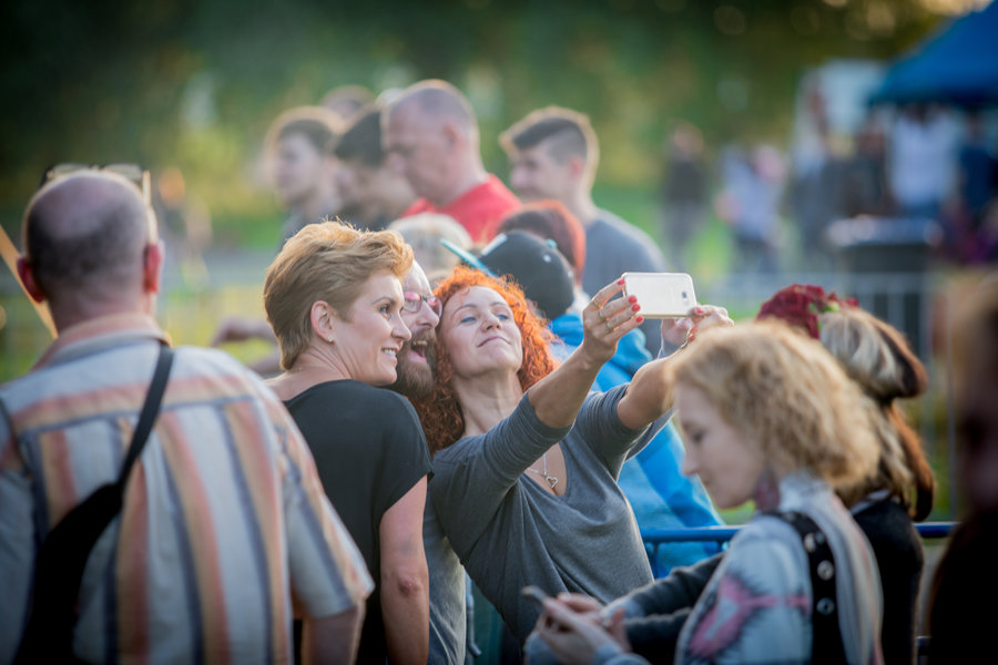 Zaczęli od mocnego uderzenia!