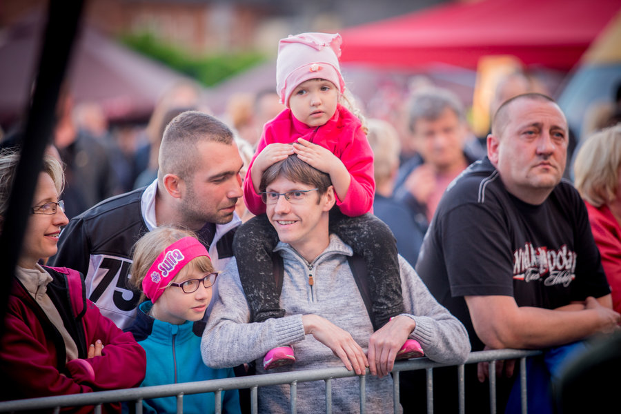 Zaczęli od mocnego uderzenia!