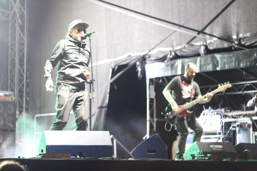 Zaczęli od mocnego uderzenia!