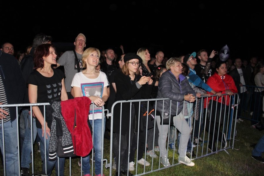 Zaczęli od mocnego uderzenia!