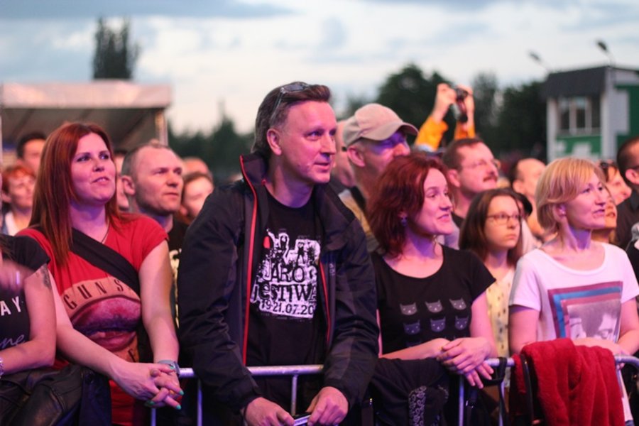 Zaczęli od mocnego uderzenia!