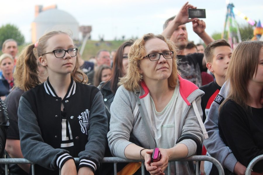 Zaczęli od mocnego uderzenia!