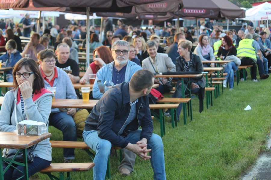 Zaczęli od mocnego uderzenia!