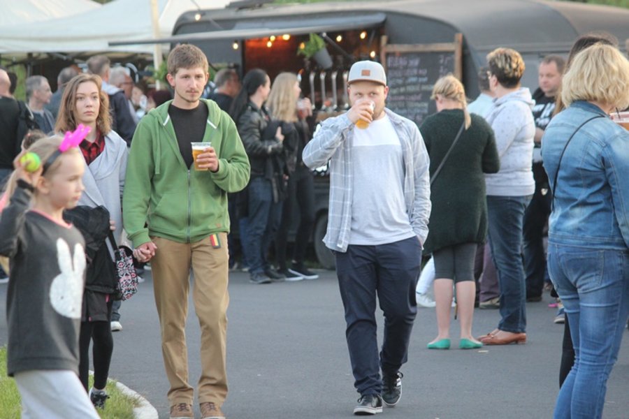 Zaczęli od mocnego uderzenia!