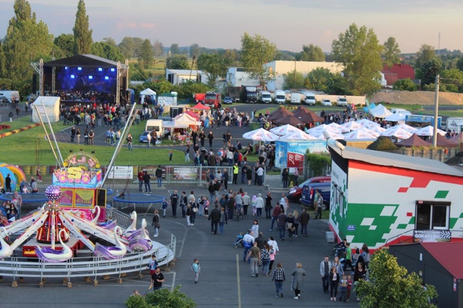 Zaczęli od mocnego uderzenia!