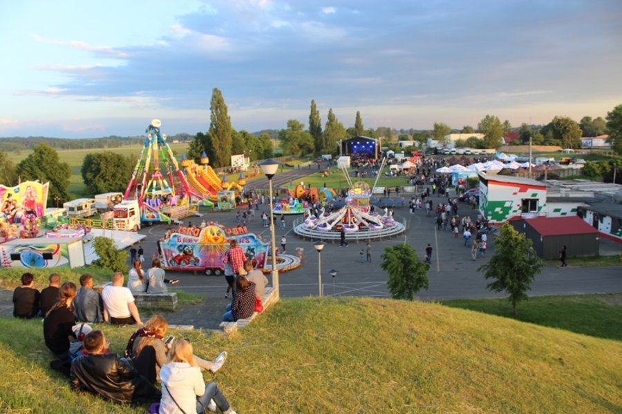 Zaczęli od mocnego uderzenia!