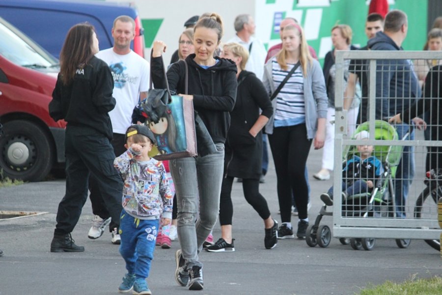 Zaczęli od mocnego uderzenia!