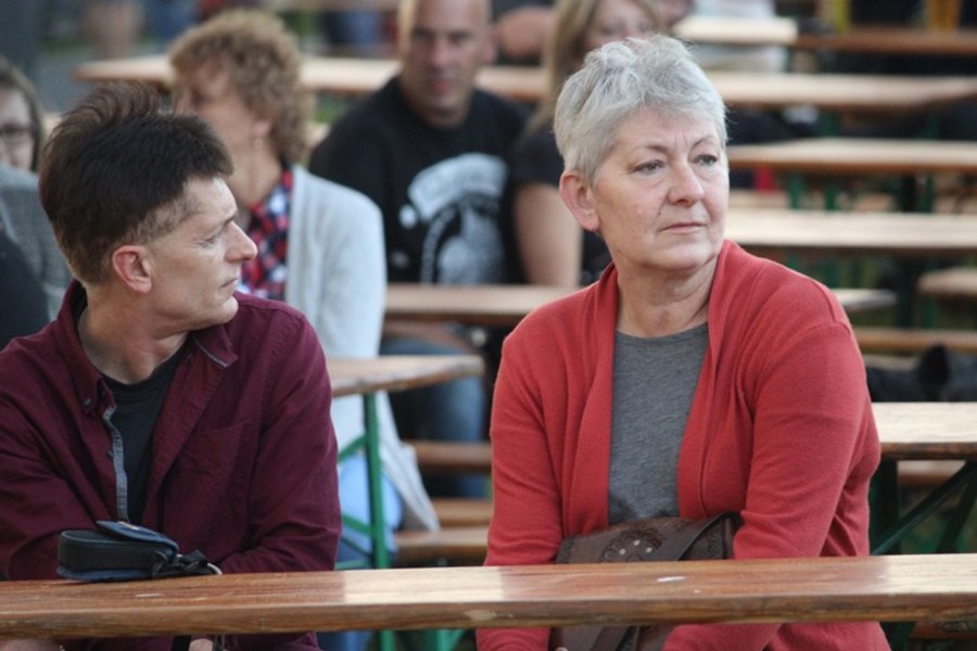 Zaczęli od mocnego uderzenia!