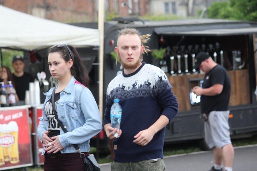 Zaczęli od mocnego uderzenia!