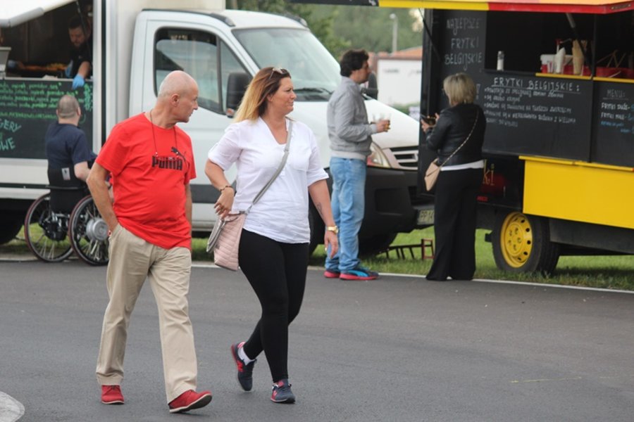 Zaczęli od mocnego uderzenia!