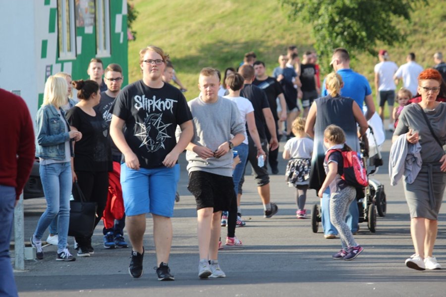 Zaczęli od mocnego uderzenia!