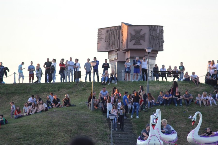 To była prawdziwa petarda! - film