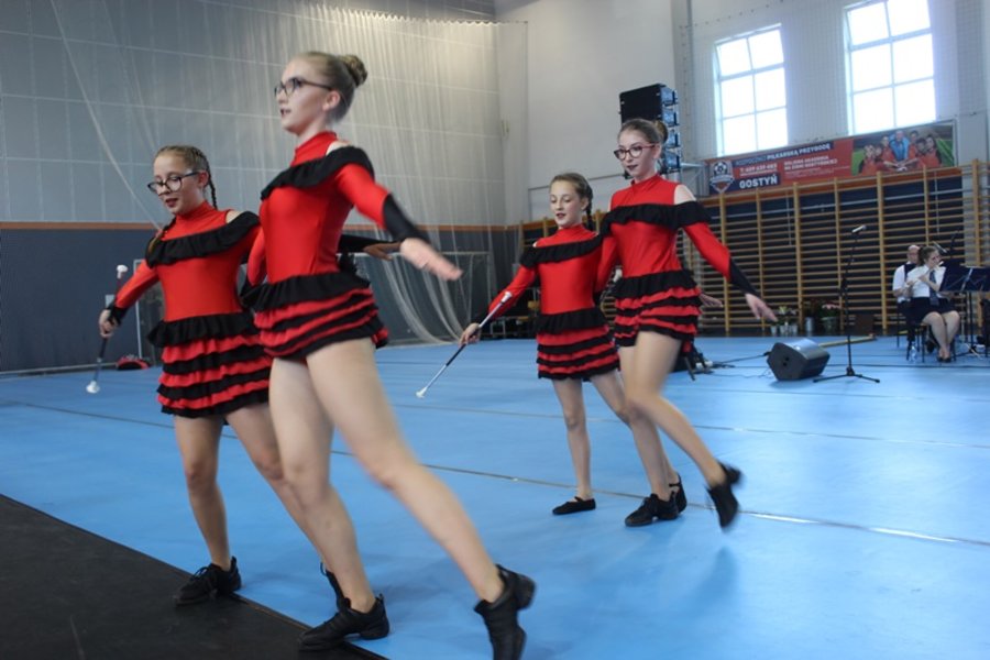 Podwójne święto gostyńskich mażoretek