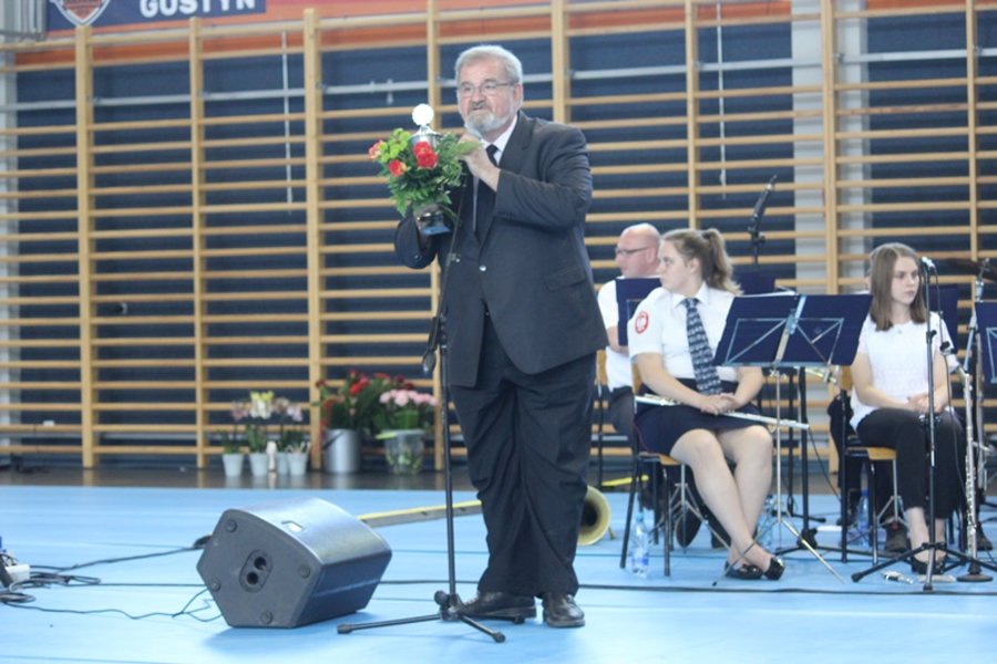 Podwójne święto gostyńskich mażoretek