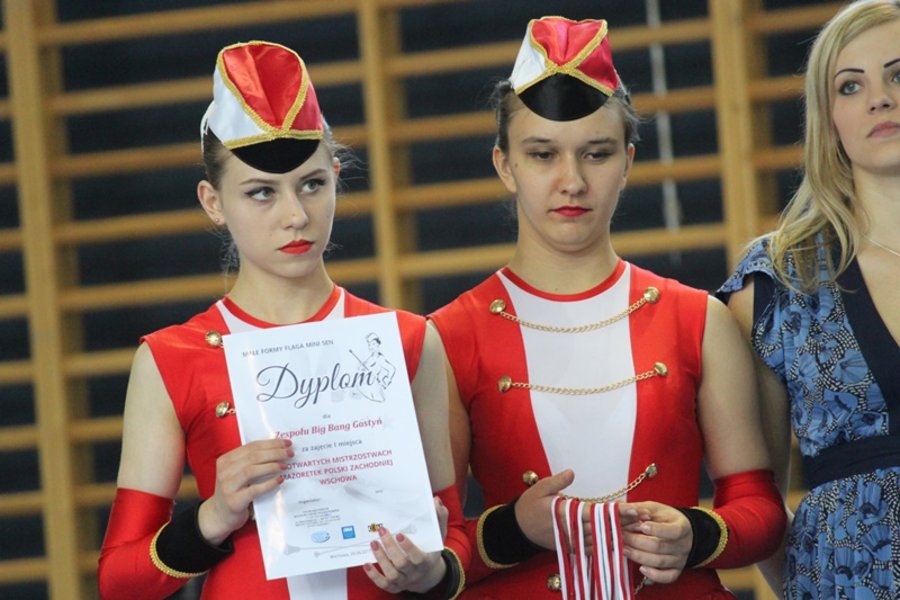 Podwójne święto gostyńskich mażoretek