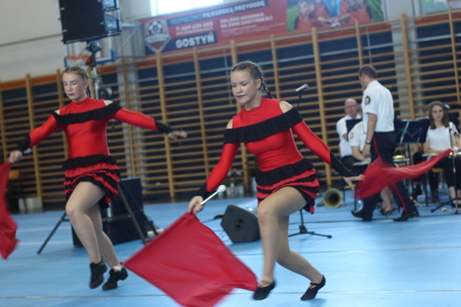 Podwójne święto gostyńskich mażoretek