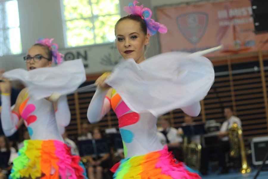 Podwójne święto gostyńskich mażoretek