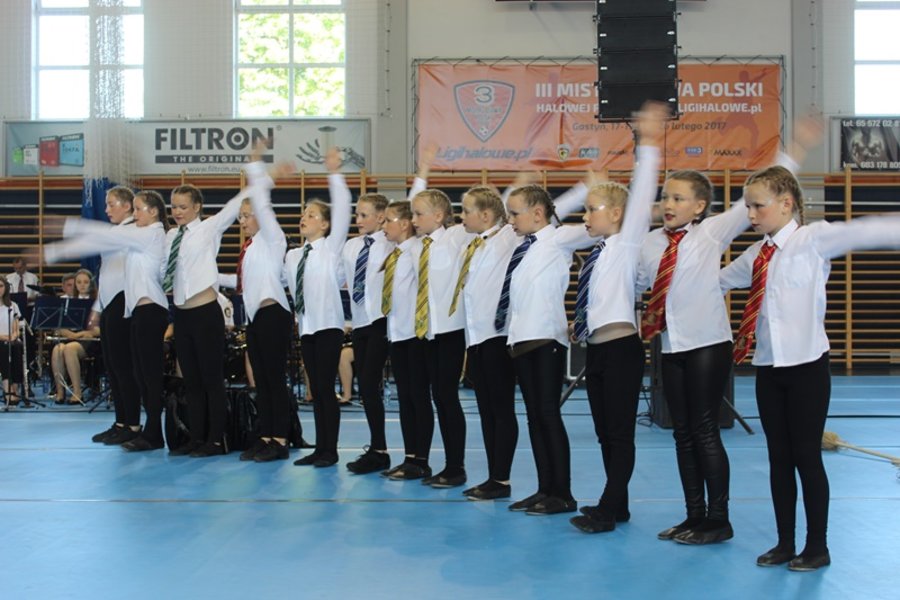 Podwójne święto gostyńskich mażoretek