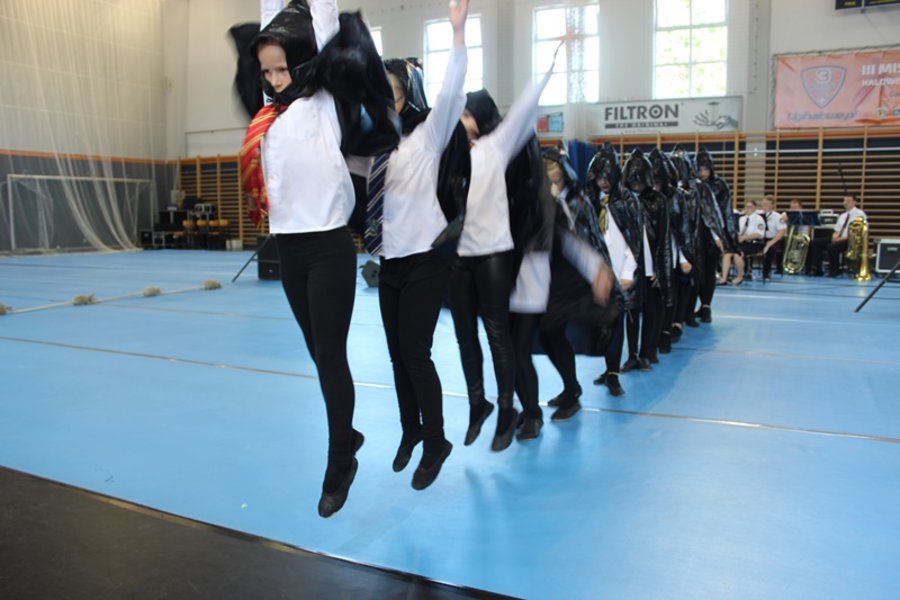 Podwójne święto gostyńskich mażoretek