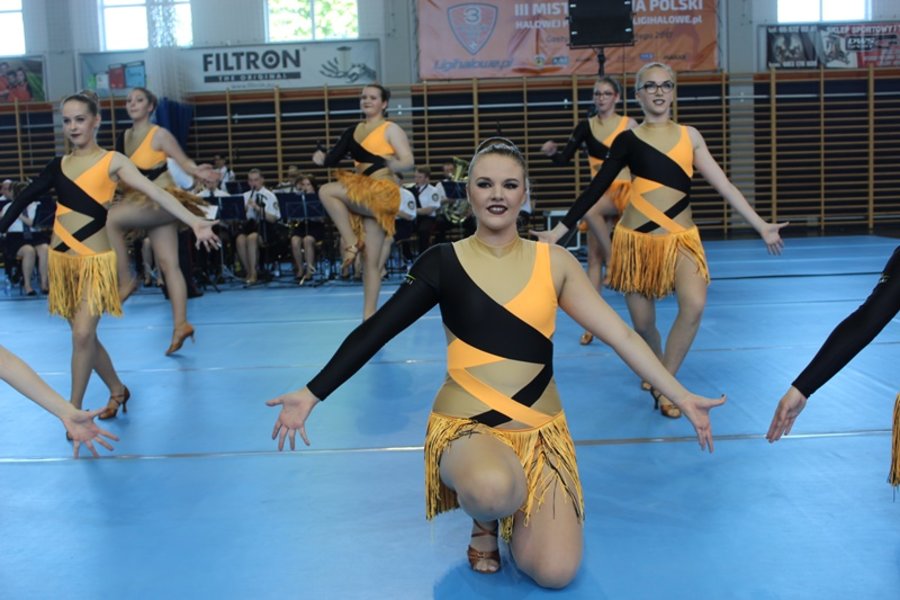 Podwójne święto gostyńskich mażoretek