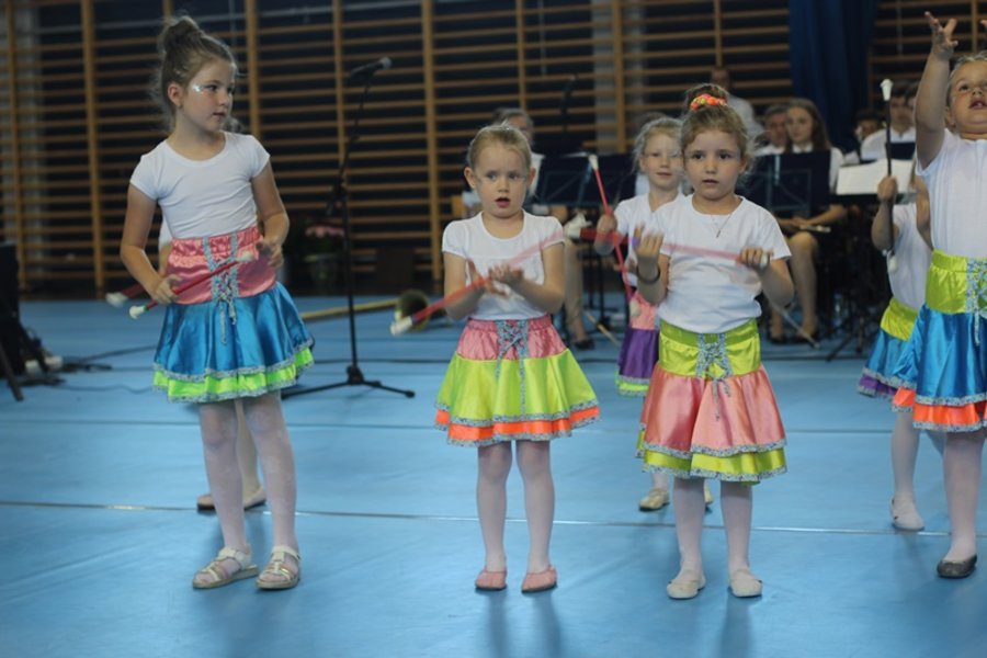 Podwójne święto gostyńskich mażoretek