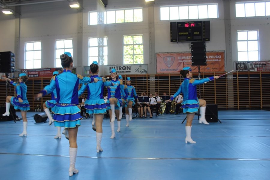 Podwójne święto gostyńskich mażoretek