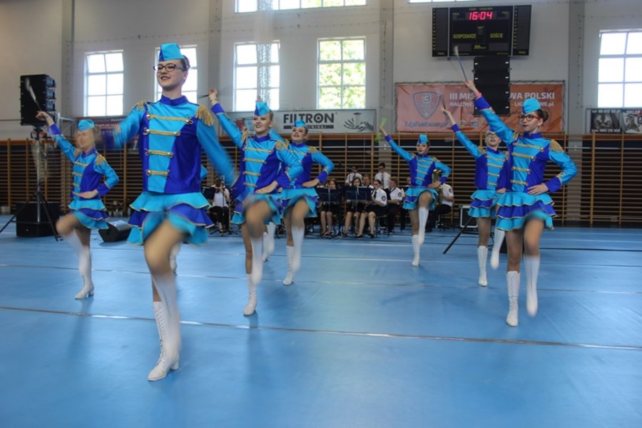 Podwójne święto gostyńskich mażoretek