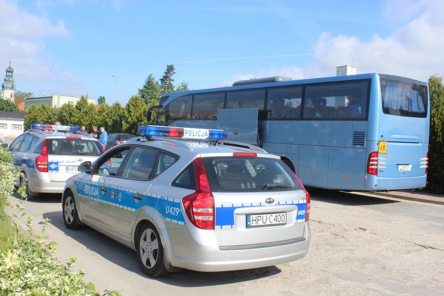 Autokar wycofany, rodzice wściekali