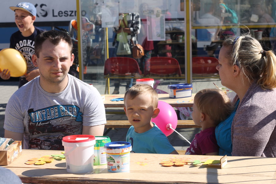 Dzień dziecka w kwiatowym nastroju