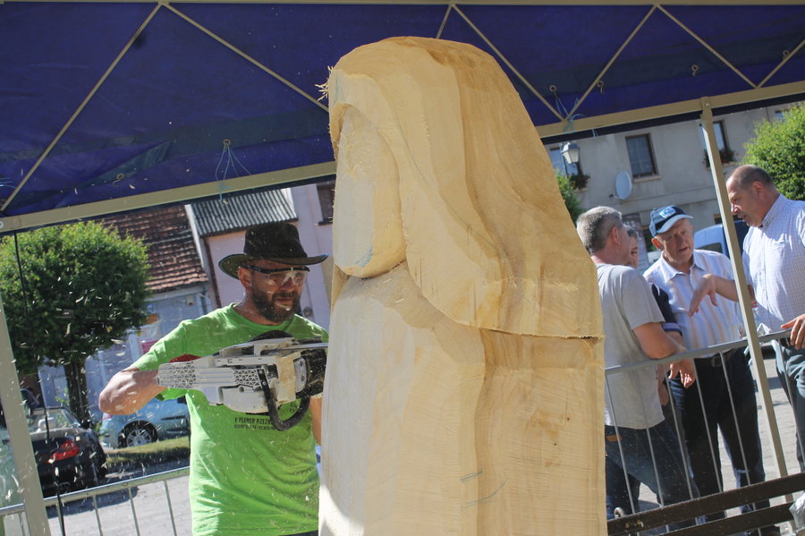 Dzień dziecka w kwiatowym nastroju