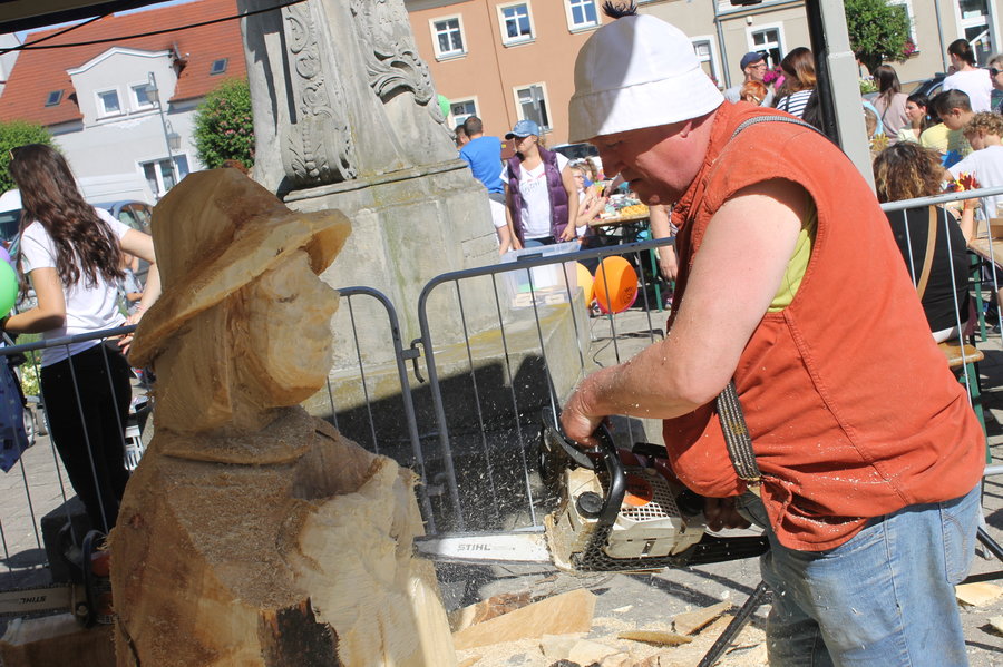 Dzień dziecka w kwiatowym nastroju