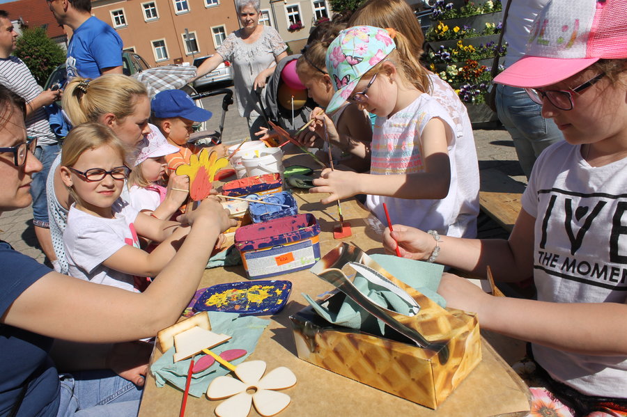 Dzień dziecka w kwiatowym nastroju