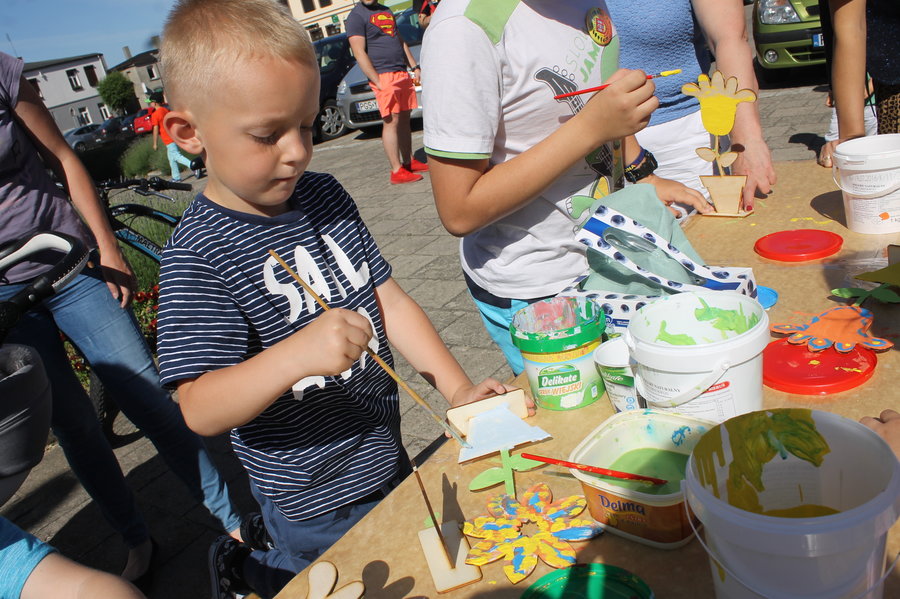 Dzień dziecka w kwiatowym nastroju