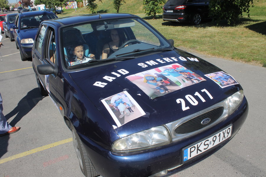 Oni kochają smerfne przygody...