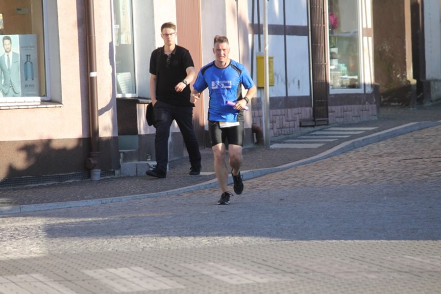 42 kilometry ulicami Gostynia