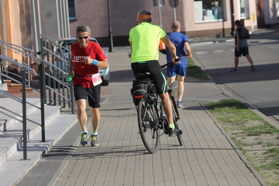 42 kilometry ulicami Gostynia