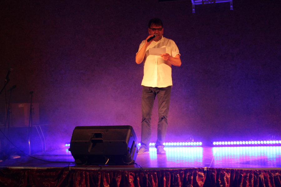 Uciekli z Rozmusem przed deszczem