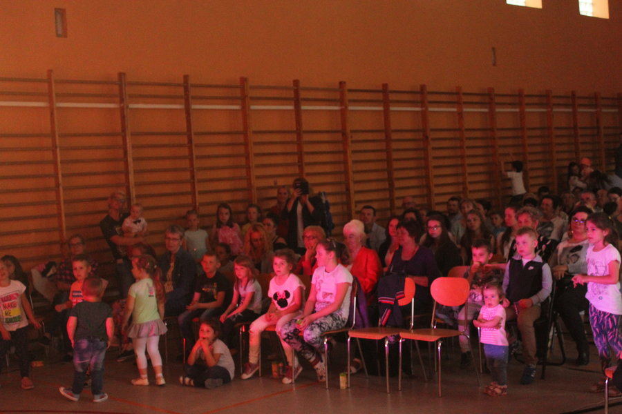 Uciekli z Rozmusem przed deszczem