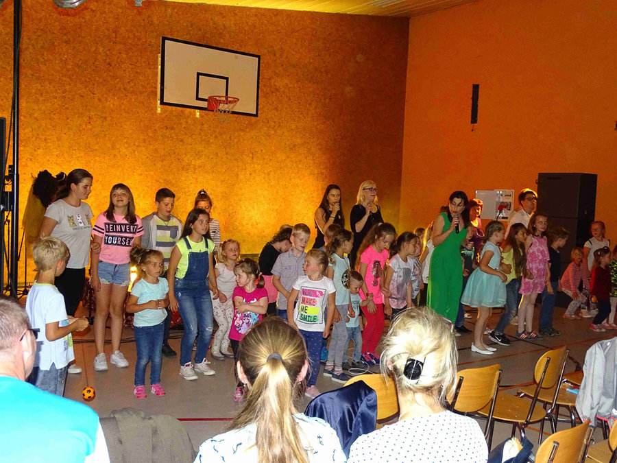 Uciekli z Rozmusem przed deszczem