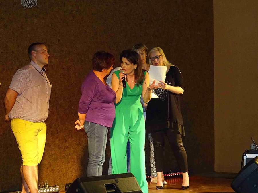 Uciekli z Rozmusem przed deszczem