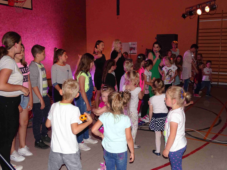 Uciekli z Rozmusem przed deszczem