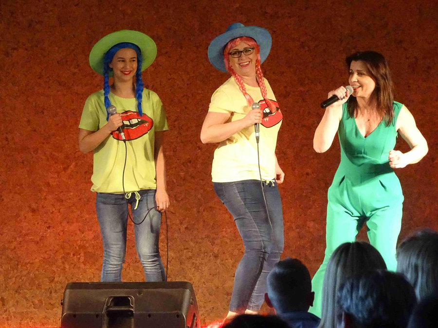 Uciekli z Rozmusem przed deszczem