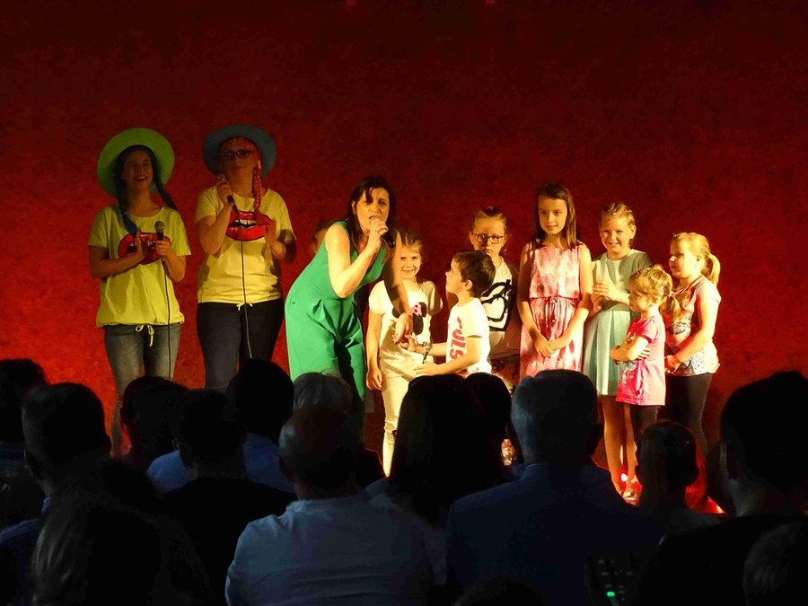 Uciekli z Rozmusem przed deszczem