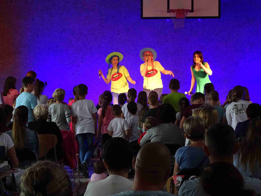 Uciekli z Rozmusem przed deszczem