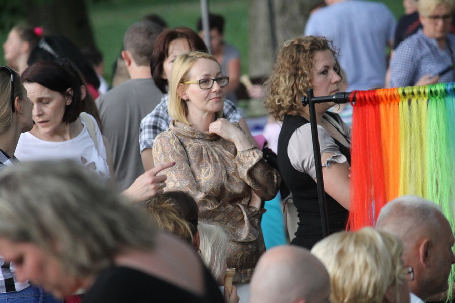 Dobrą zabawę przerwała ulewa