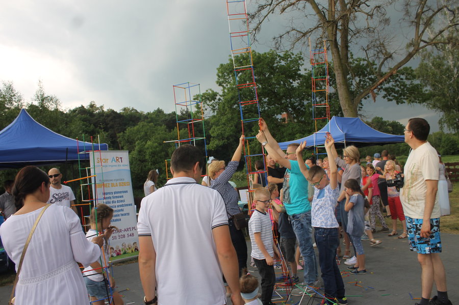 Dobrą zabawę przerwała ulewa