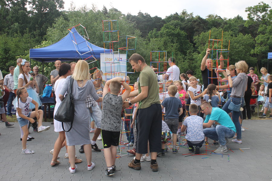 Dobrą zabawę przerwała ulewa